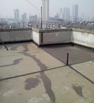 集安漏水维修 楼顶漏水是什么原因，楼顶漏水维修方法是什么?